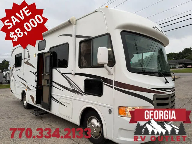 2012 Thor Motor Coach A.C.E 29.2 — front three-quarter view