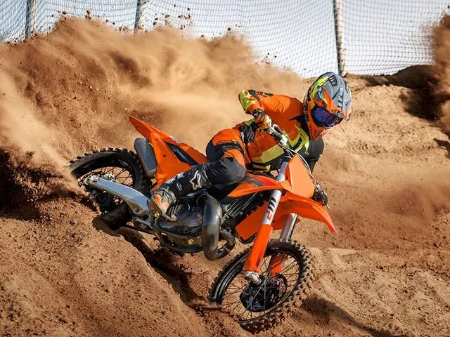 2025 KTM 250 SX — front three-quarter view