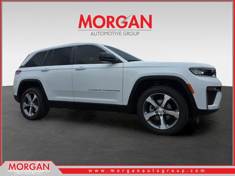 2026 Jeep Grand Cherokee Limited in White/off-white — front three-quarter view