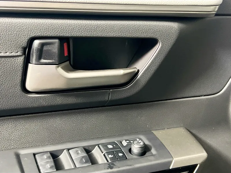 2026 Toyota Tundra 4WD — photo 14 view