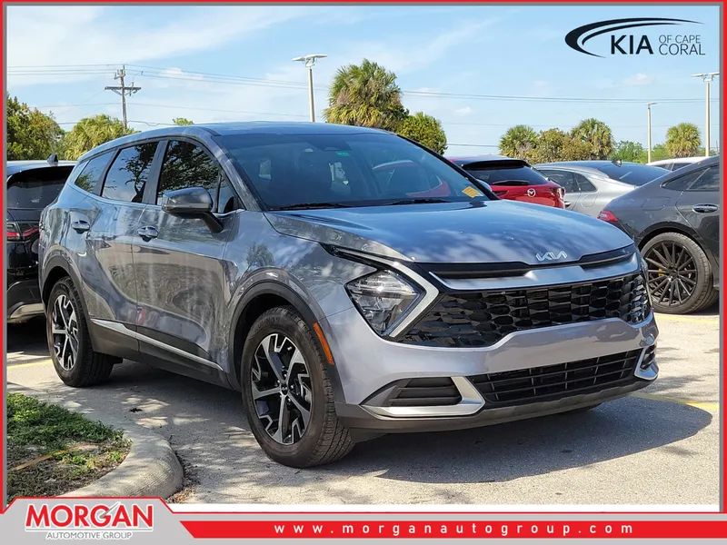 2023 Kia Sportage EX in Everlasting Silver — front three-quarter view