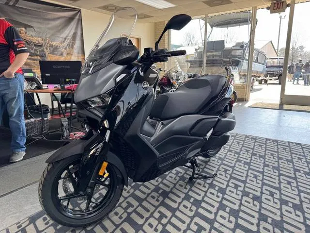 2026 Yamaha XMAX — front three-quarter view