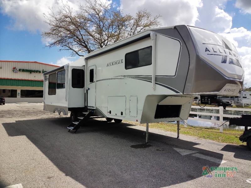 2026 Alliance RV Avenue — front three-quarter view