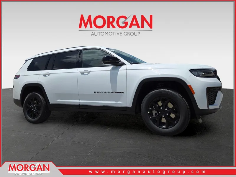 2026 Jeep Grand Cherokee L Laredo in White/off-white — front three-quarter view