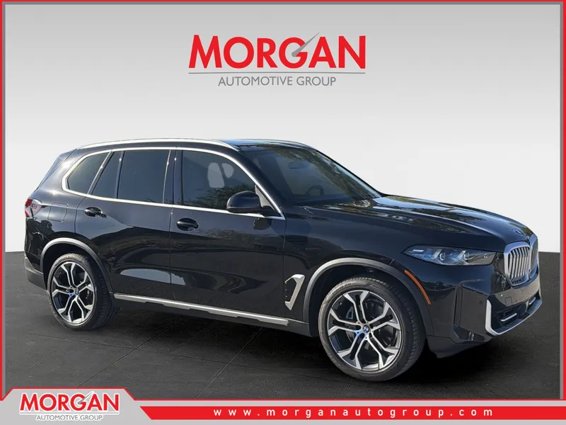 2025 BMW X5 sDrive40i in Black — front three-quarter view