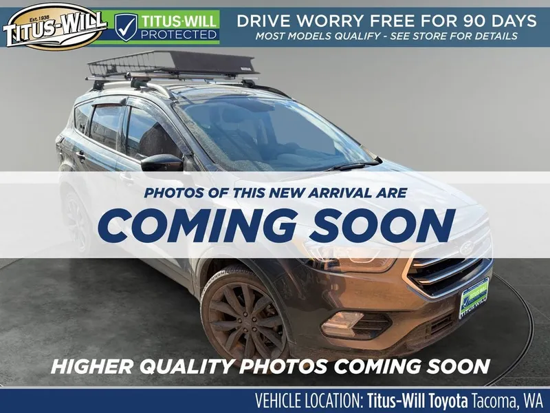 2017 Ford Escape SE in Magnetic — front three-quarter view