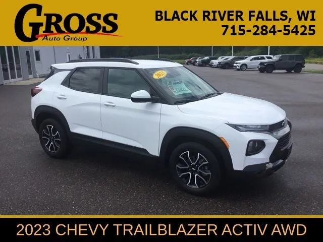 2023 Chevrolet Trailblazer ACTIV in Summit White — front three-quarter view