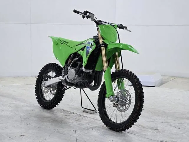 2026 Kawasaki KX™85 L — front three-quarter view