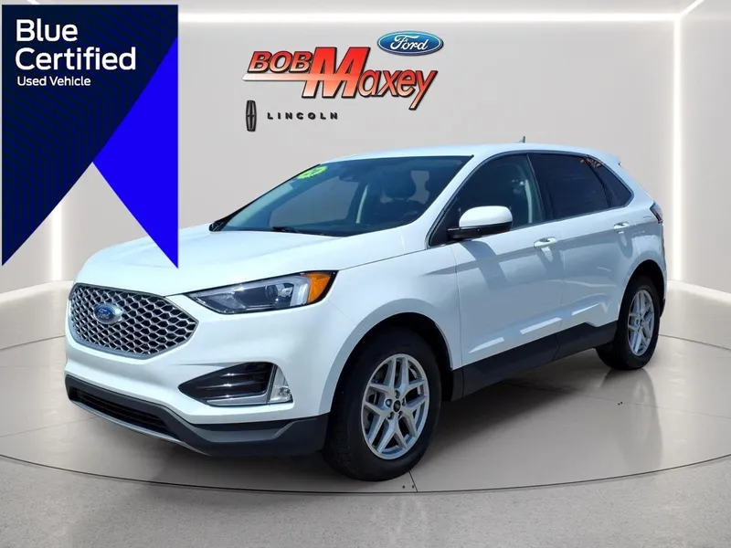 2024 Ford Edge SEL in Oxford White — front three-quarter view