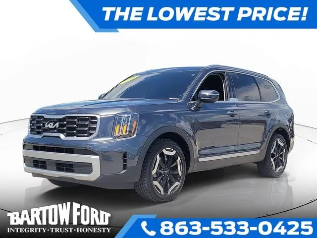 2024 Kia Telluride S 3.8 V6 in Gray — front three-quarter view