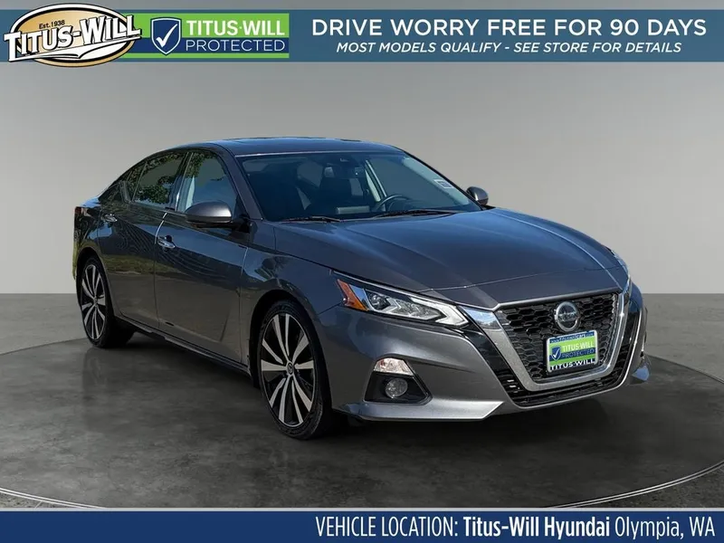 2020 Nissan Altima 2.0 Platinum in Gun Metallic — front three-quarter view