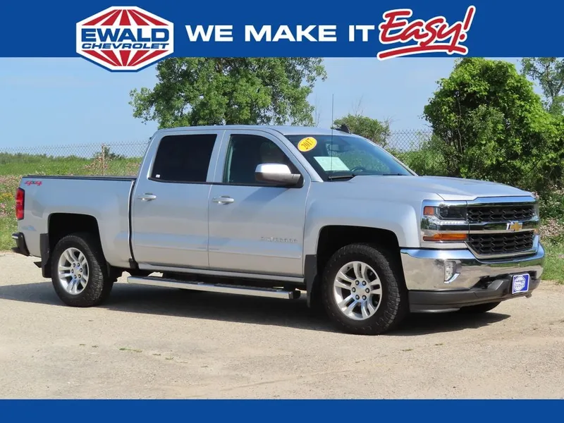 2017 Chevrolet Silverado 1500 LT LT1 in Silver Ice Metallic — front three-quarter view