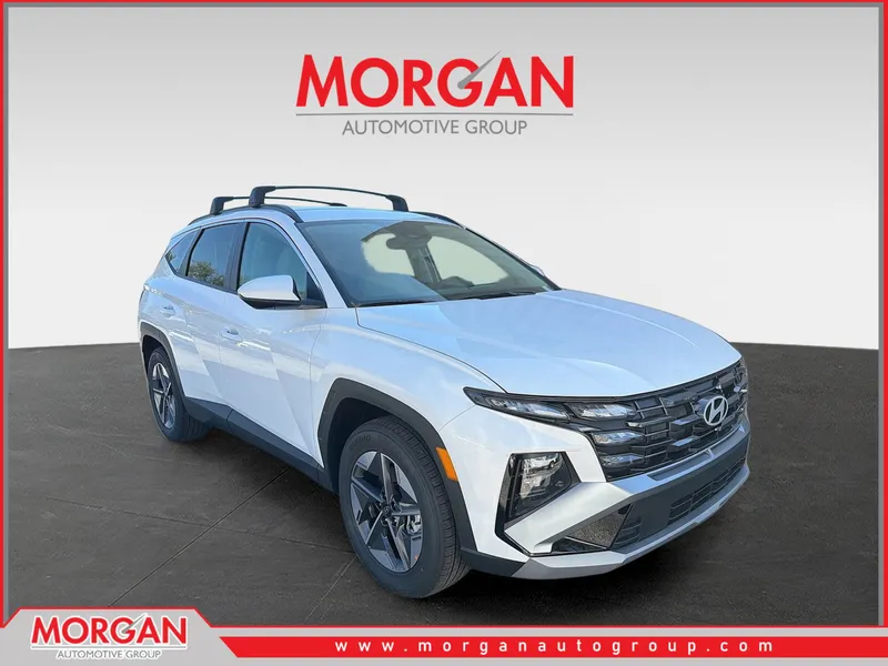 2026 Hyundai TUCSON SEL in Serenity White Pearl — front three-quarter view