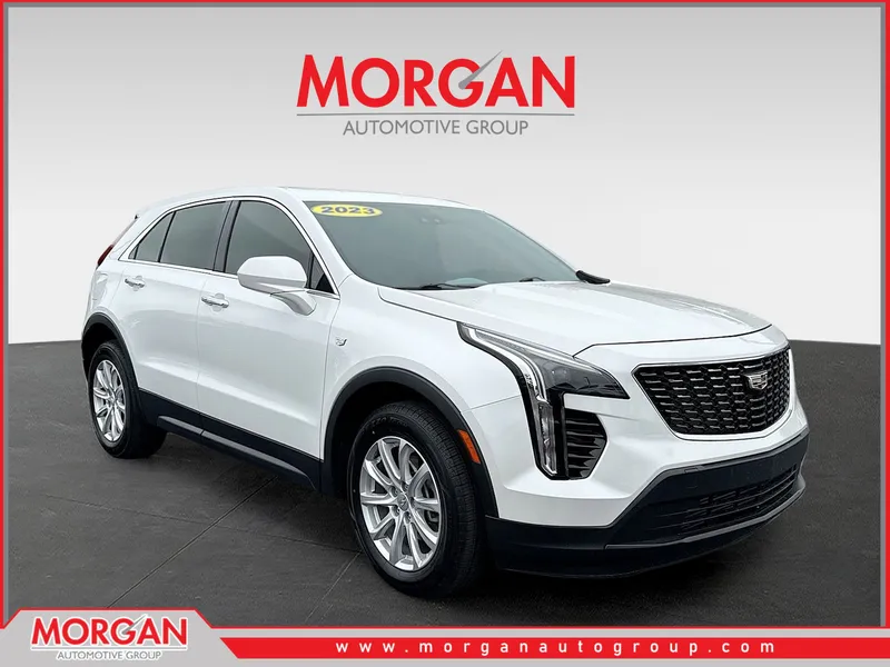 2023 Cadillac XT4 FWD Luxury in Crystal White Tricoat — front three-quarter view