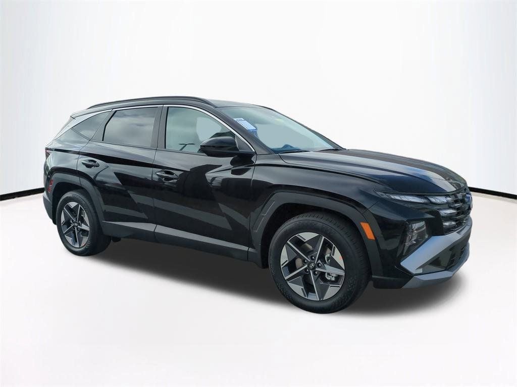 2026 Hyundai TUCSON SEL in Black — front three-quarter view