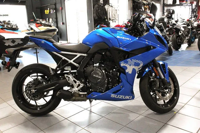2026 Suzuki GSX-8R — front three-quarter view