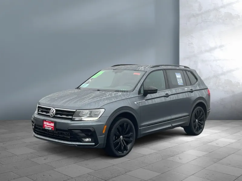 2020 Volkswagen Tiguan — front three-quarter view
