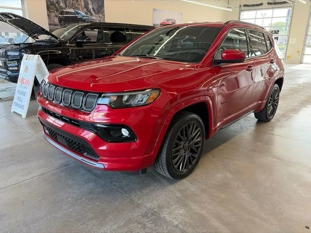 2022 Jeep Compass (RED) Edition 4x4 in Redline Pearlcoat — front three-quarter view