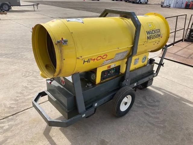 2014 Wacker Neuson HI400HDD — front three-quarter view