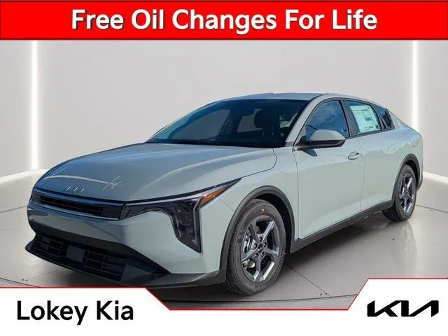 2026 Kia K4 LXS in Black — front three-quarter view