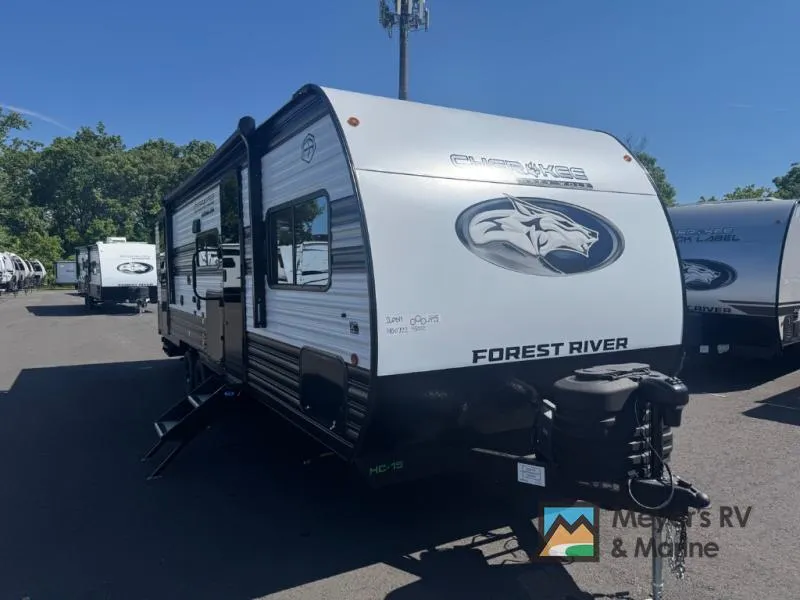 2027 Forest River RV Cherokee Grey Wolf 26DBH — front three-quarter view
