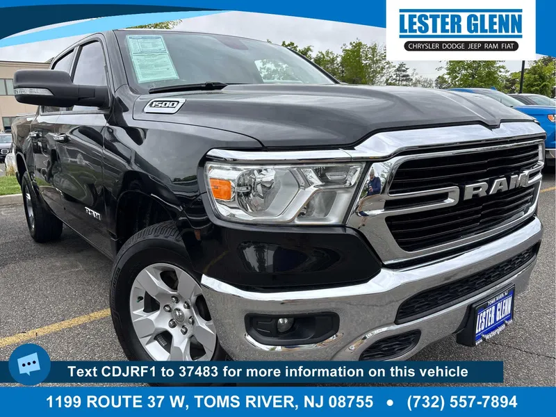 2020 RAM 1500 Big Horn in Diamond Black Crystal Pearlcoat — front three-quarter view