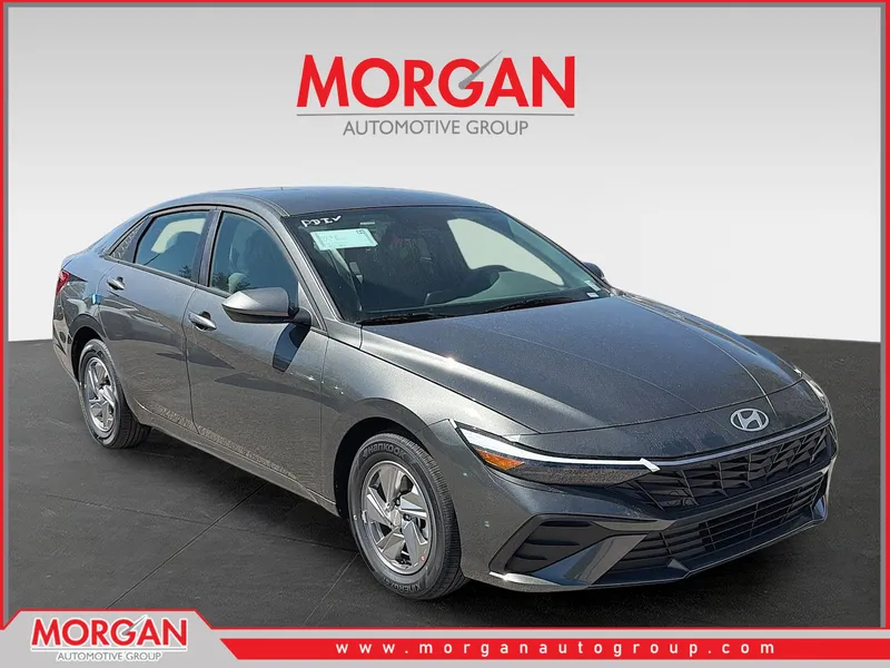 2026 Hyundai ELANTRA SE in Amazon Gray — front three-quarter view