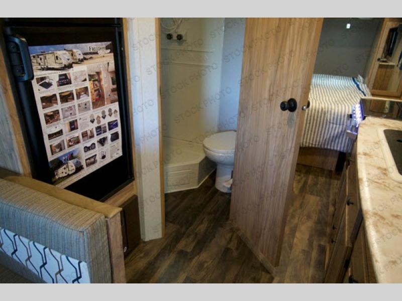 2019 Coachmen RV Freedom Express Ultra Lite