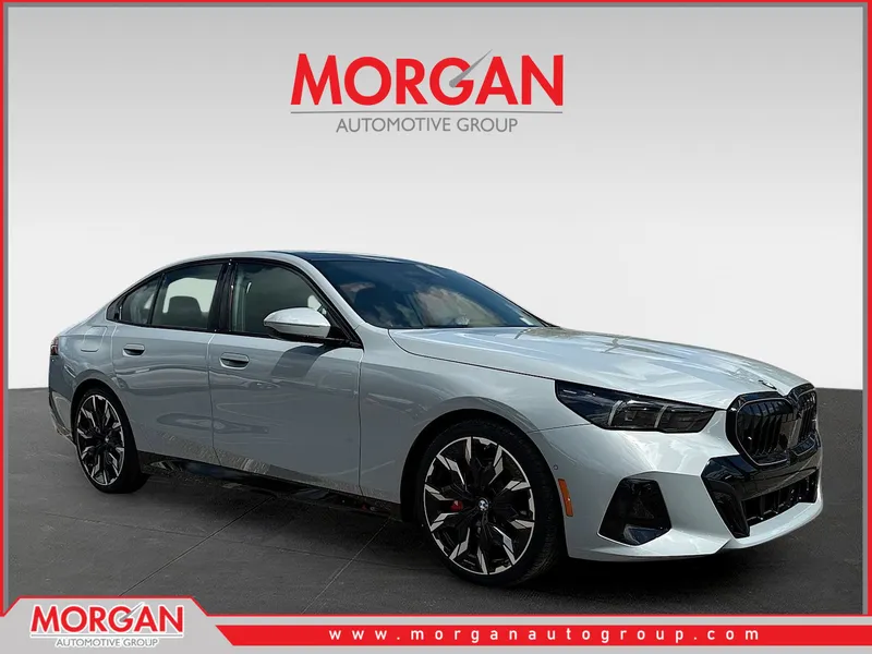 2026 BMW 5 Series 540i xDrive in Brooklyn Grey Metallic — front three-quarter view