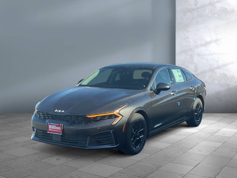 2026 Kia K5 — front three-quarter view
