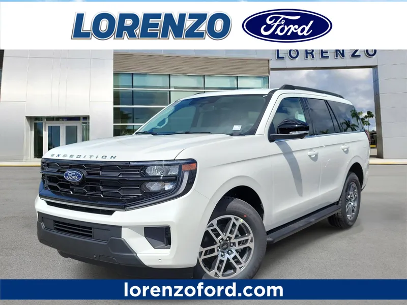 2026 Ford Expedition Active in Star White Metallic Tri-Coat — front three-quarter view