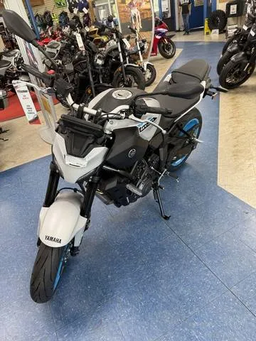 2026 Yamaha MT-07 — front three-quarter view