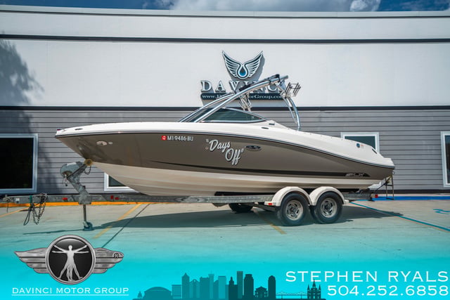 2011 Sea Ray 230SLX