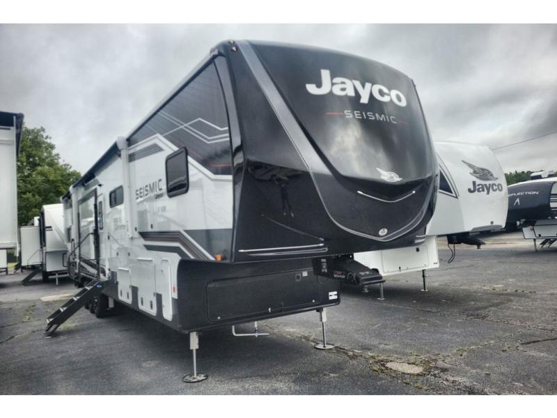 2026 Jayco Seismic