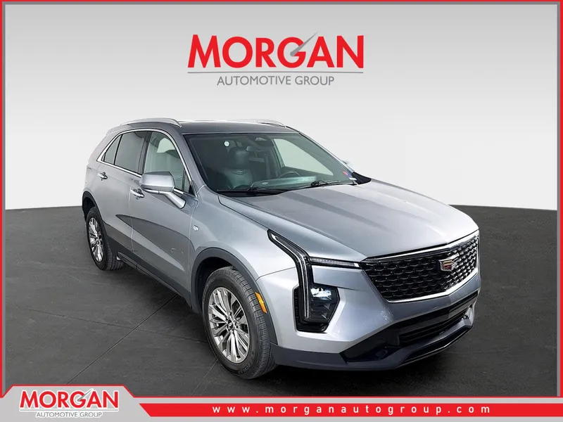 2024 Cadillac XT4 Premium Luxury in Silver Metallic — front three-quarter view