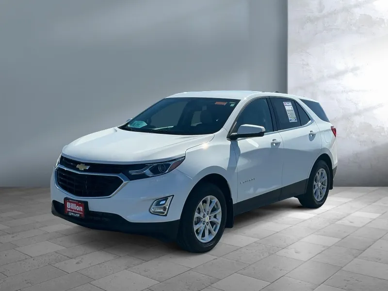 2018 Chevrolet Equinox — front three-quarter view