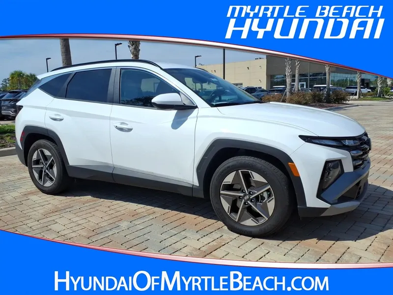 2026 Hyundai TUCSON SEL in White — front three-quarter view