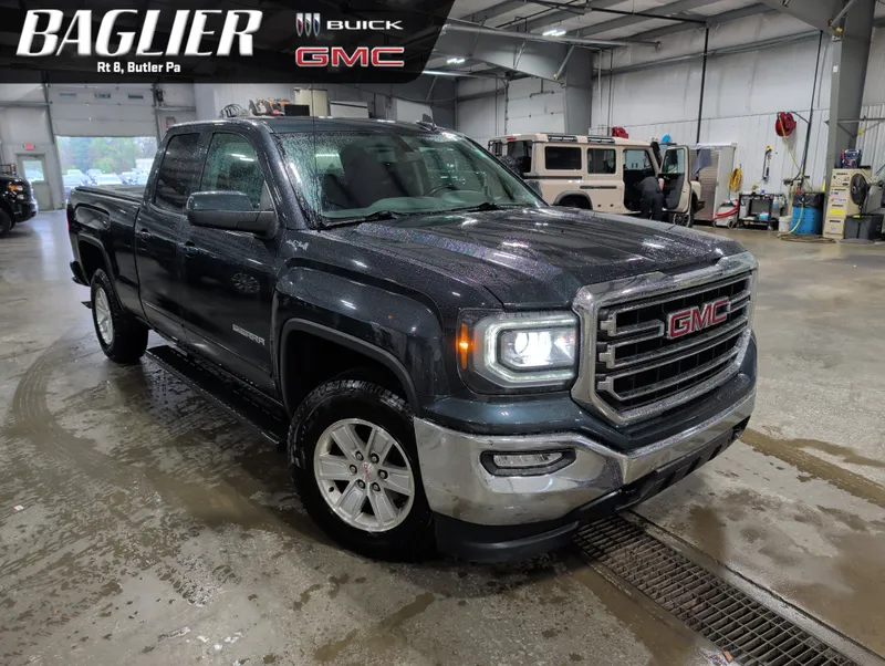 2018 GMC Sierra 1500 SLE in Dark Slate Metallic — front three-quarter view