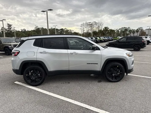 2026 Jeep Compass Latitude Altitude in Silver Zynith Metallic Clearcoat — front three-quarter view