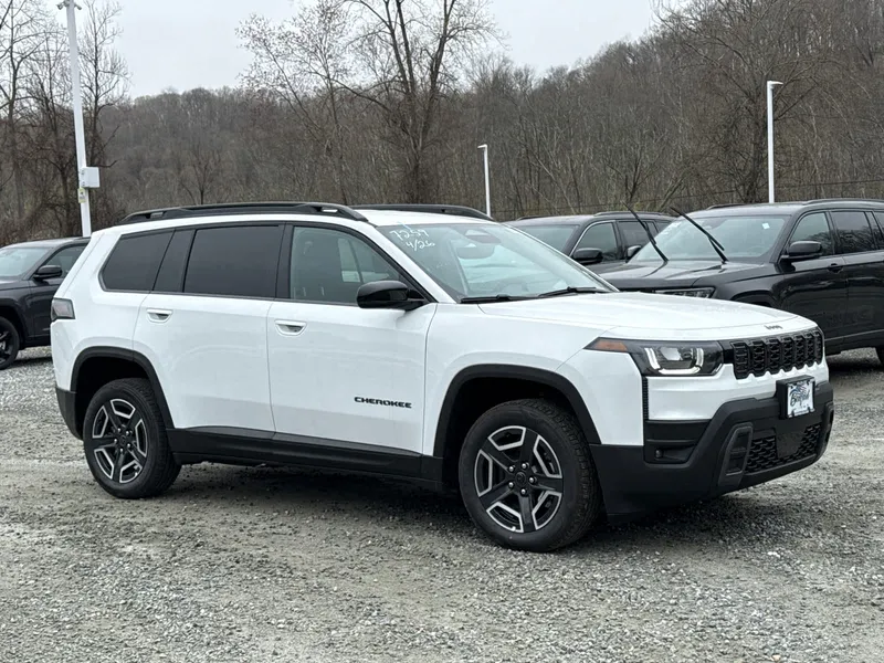 2026 Jeep Cherokee Limited in Bright White Clearcoat — front three-quarter view