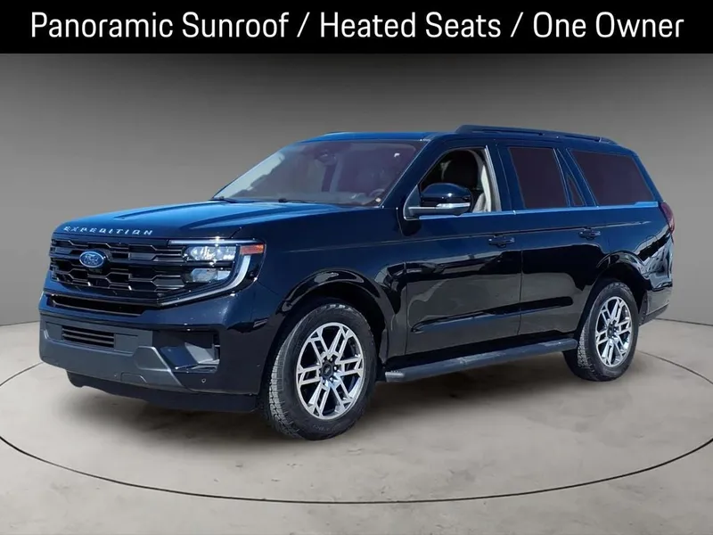 2025 Ford Expedition Active in Black Metallic — front three-quarter view