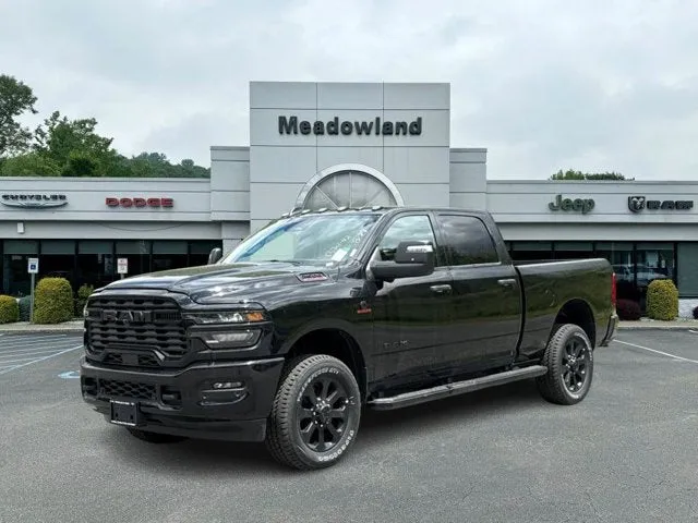 2026 RAM 2500 Big Horn in Diamond Black Crystal Pearl-Coat Exterior Paint — front three-quarter view