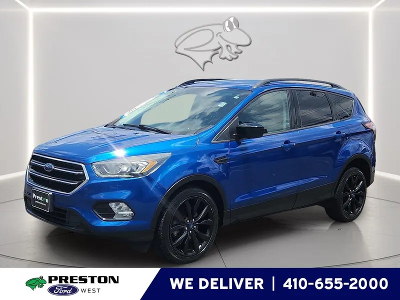 2017 Ford Escape SE in Lightning Blue — front three-quarter view