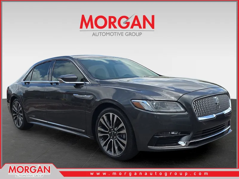 2019 Lincoln Continental Select in Magnetic Gray Metallic — front three-quarter view