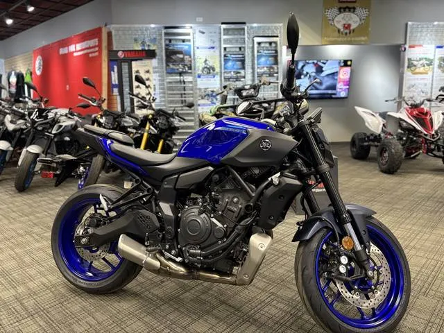 2026 Yamaha MT-07 — front three-quarter view