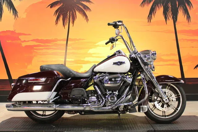 2021 Harley-Davidson® FLHR - Road King® — front three-quarter view