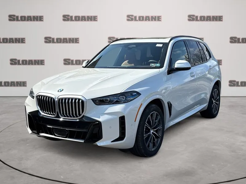 2026 BMW X5 xDrive40i in Mineral White Metallic — front three-quarter view