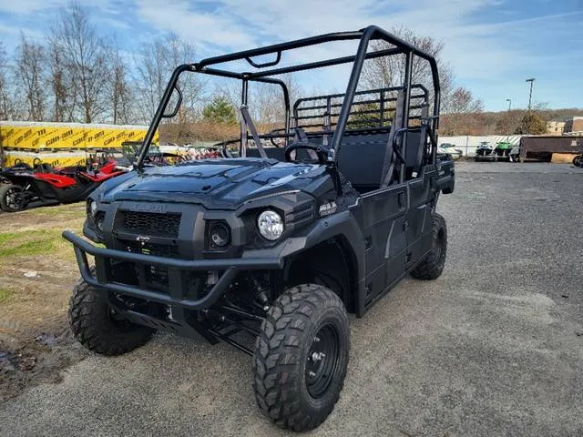 2025 Kawasaki Mule PRO-DXT™ EPS — front three-quarter view