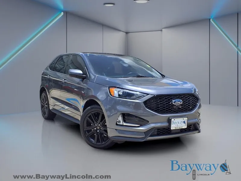 2022 Ford Edge ST Line in Gray Metallic — front three-quarter view