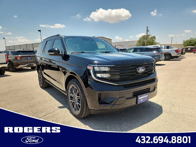 2027 Ford Expedition Platinum in Black Metallic — front three-quarter view